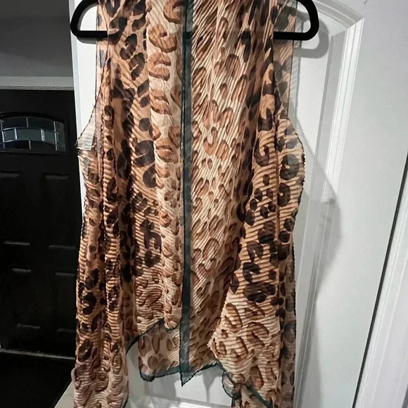 ViVi Designs Animal Print Overlay - OD - Picture 2 of 6